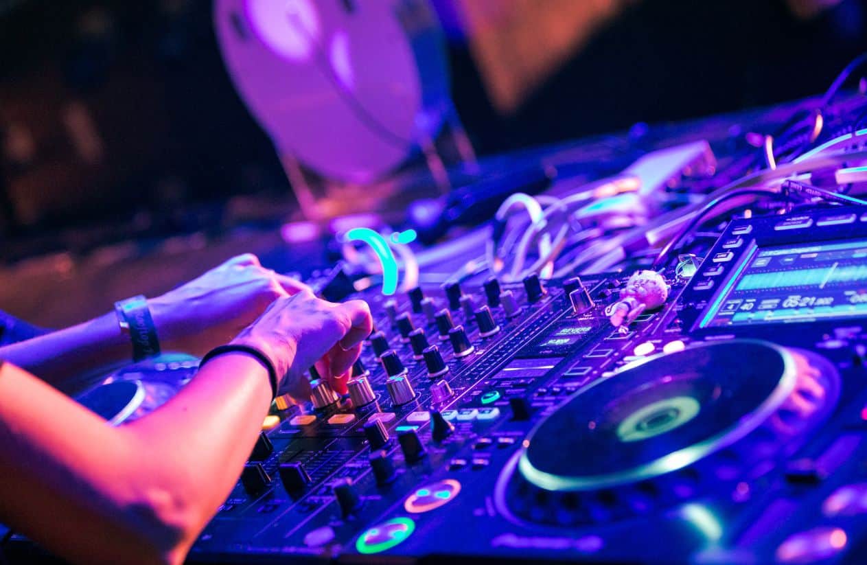 Guide to Hiring a DJ for Your Event