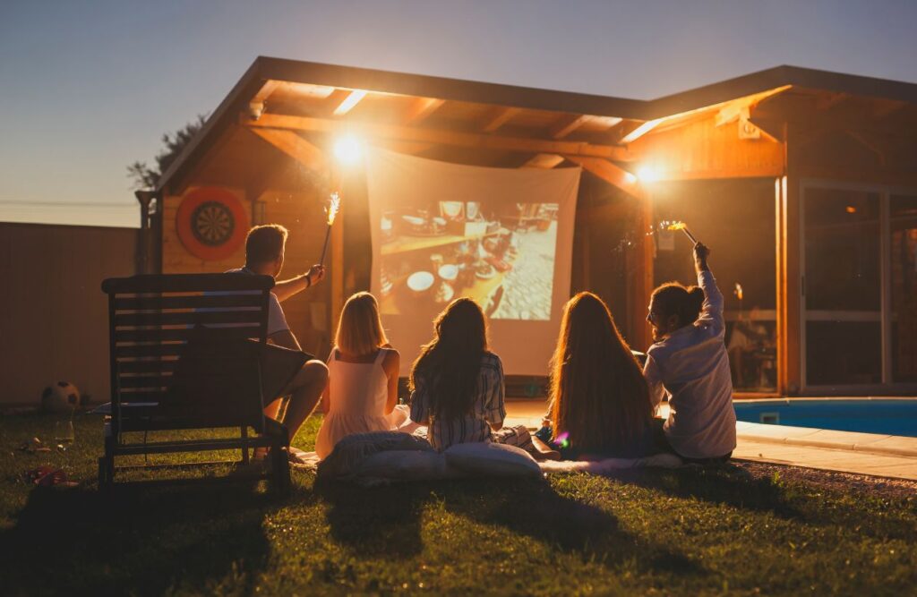 Outdoor Movie Night for your family reunion